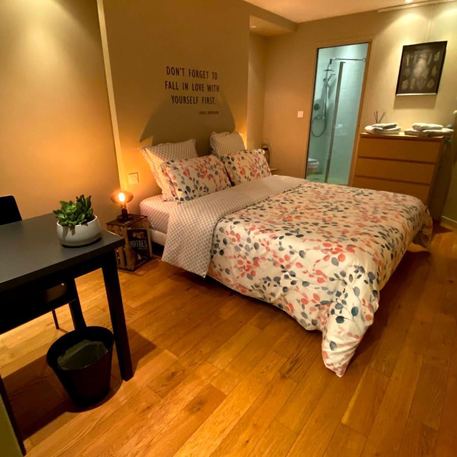Luisant Au 10 Bed & Breakfast المظهر الخارجي الصورة