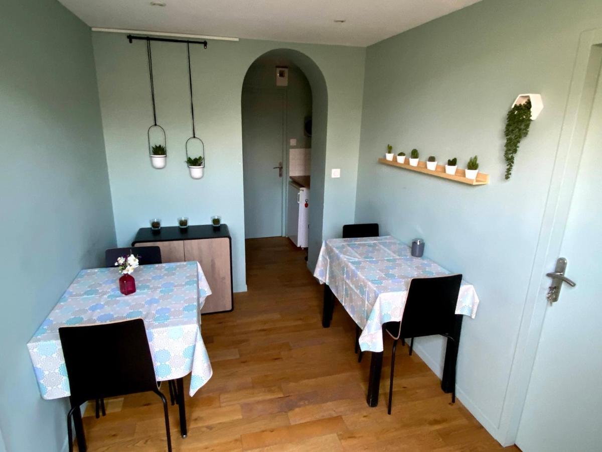 Luisant Au 10 Bed & Breakfast المظهر الخارجي الصورة