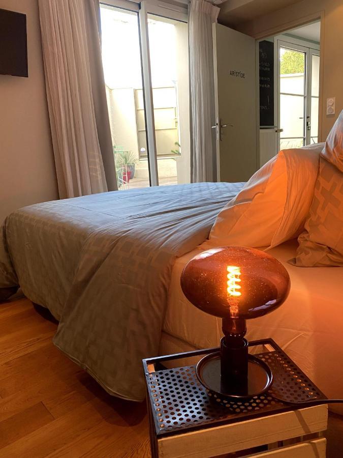 Luisant Au 10 Bed & Breakfast المظهر الخارجي الصورة