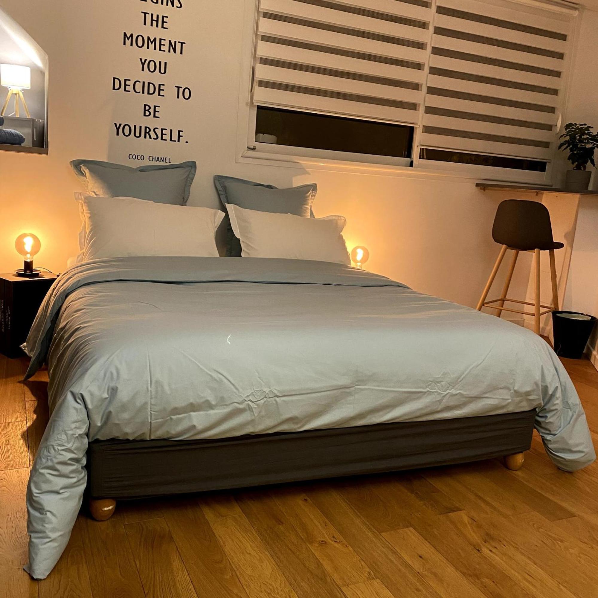 Luisant Au 10 Bed & Breakfast الغرفة الصورة