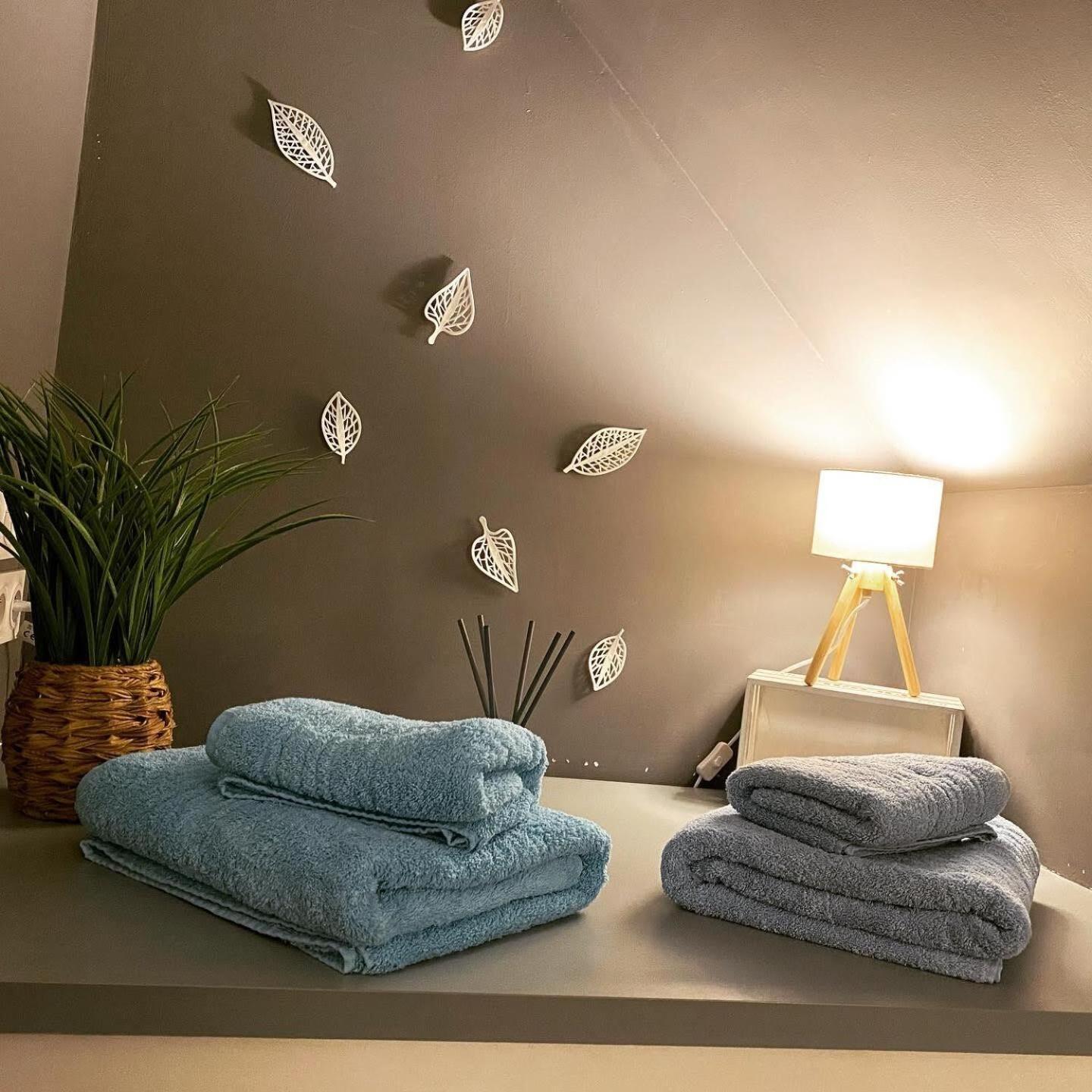 Luisant Au 10 Bed & Breakfast الغرفة الصورة